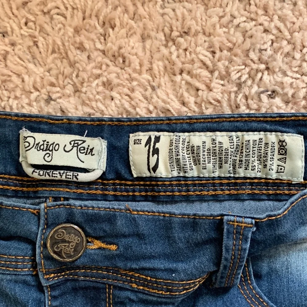 Indigo Rein Dark Blue Capri Jeans - Picture 2 of 4